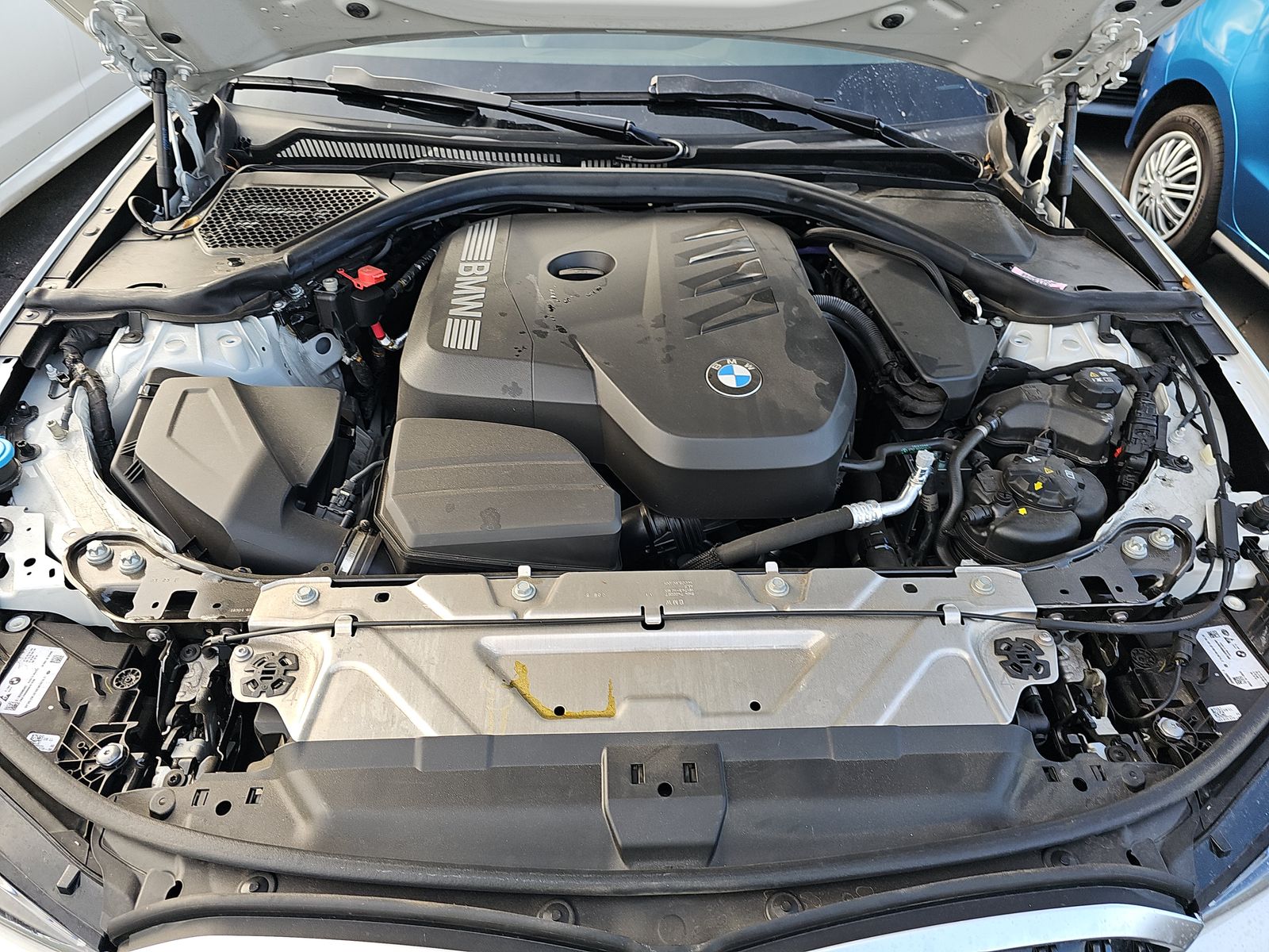 2025 BMW 3 Series 330i xDrive AWD