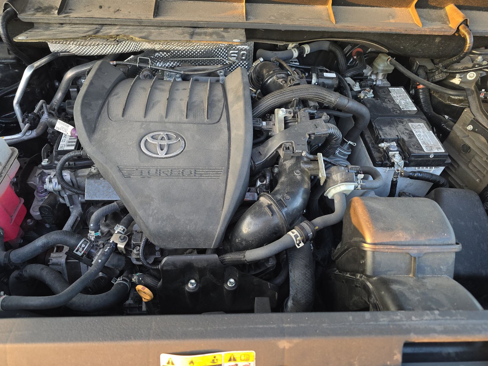 2023 Toyota Highlander LE FWD