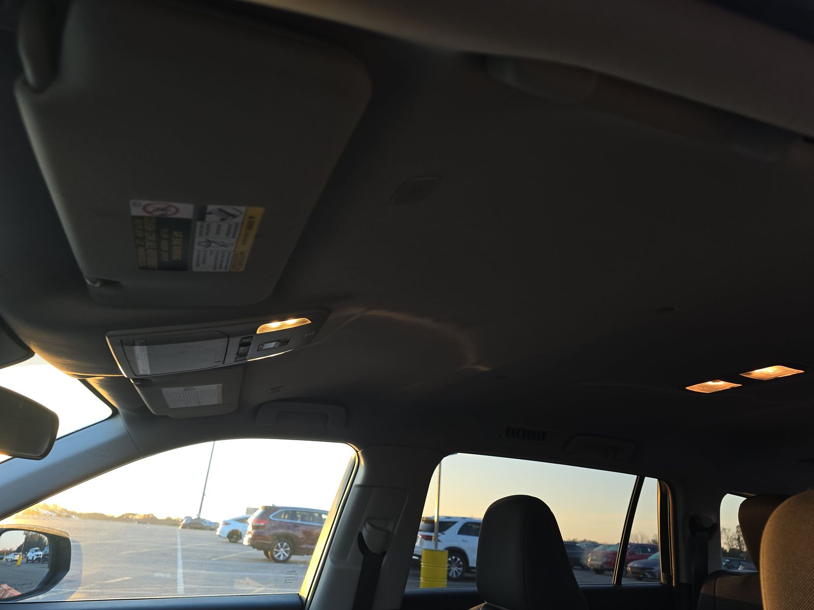 2023 Toyota Highlander LE FWD