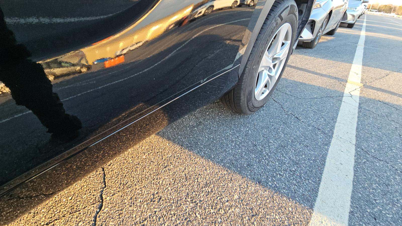 2023 Toyota Highlander LE FWD