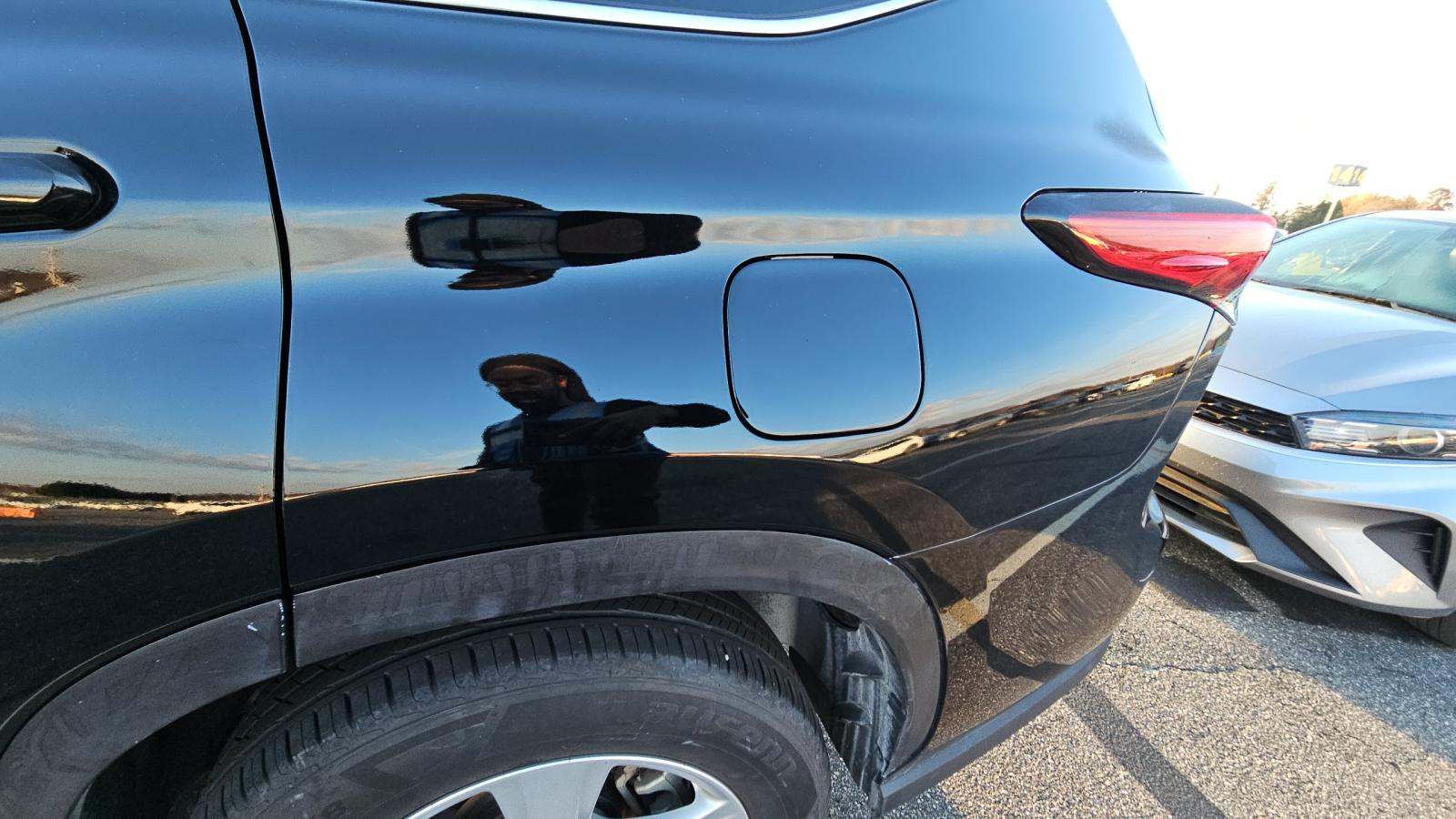 2023 Toyota Highlander LE FWD