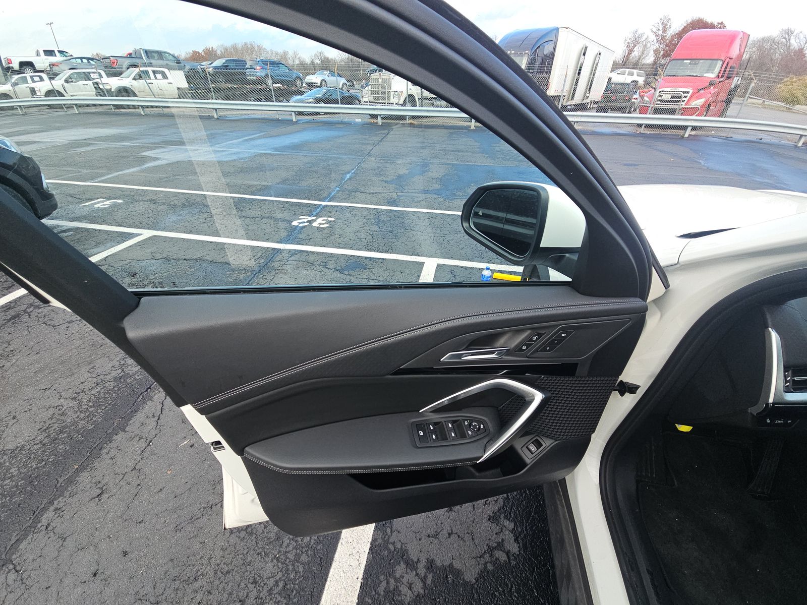 2025 BMW X2 xDrive28i AWD