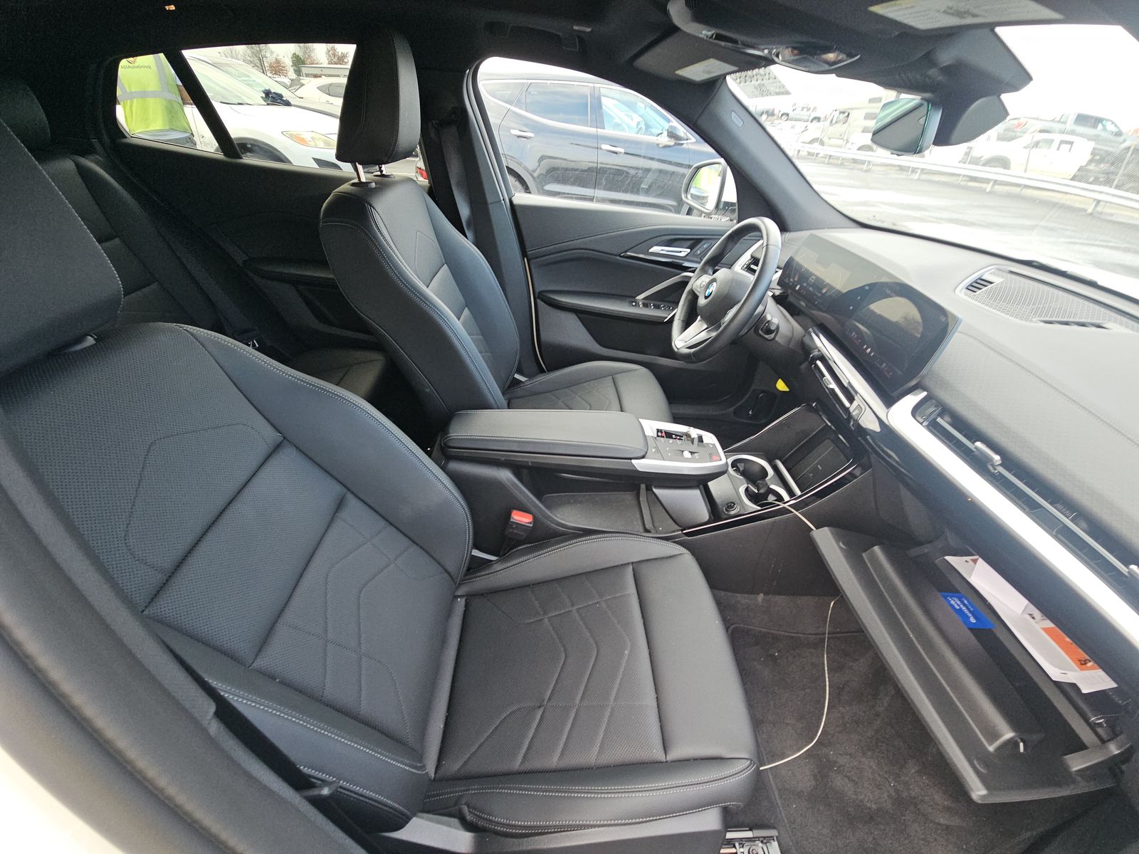 2025 BMW X2 xDrive28i AWD