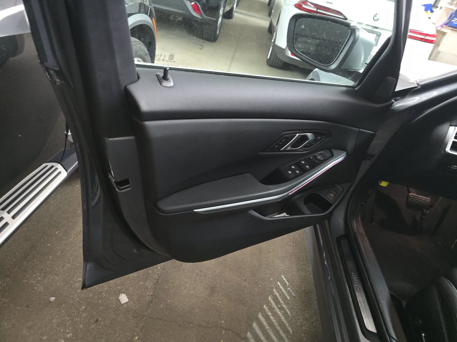 2025 BMW 3 Series 330i xDrive AWD