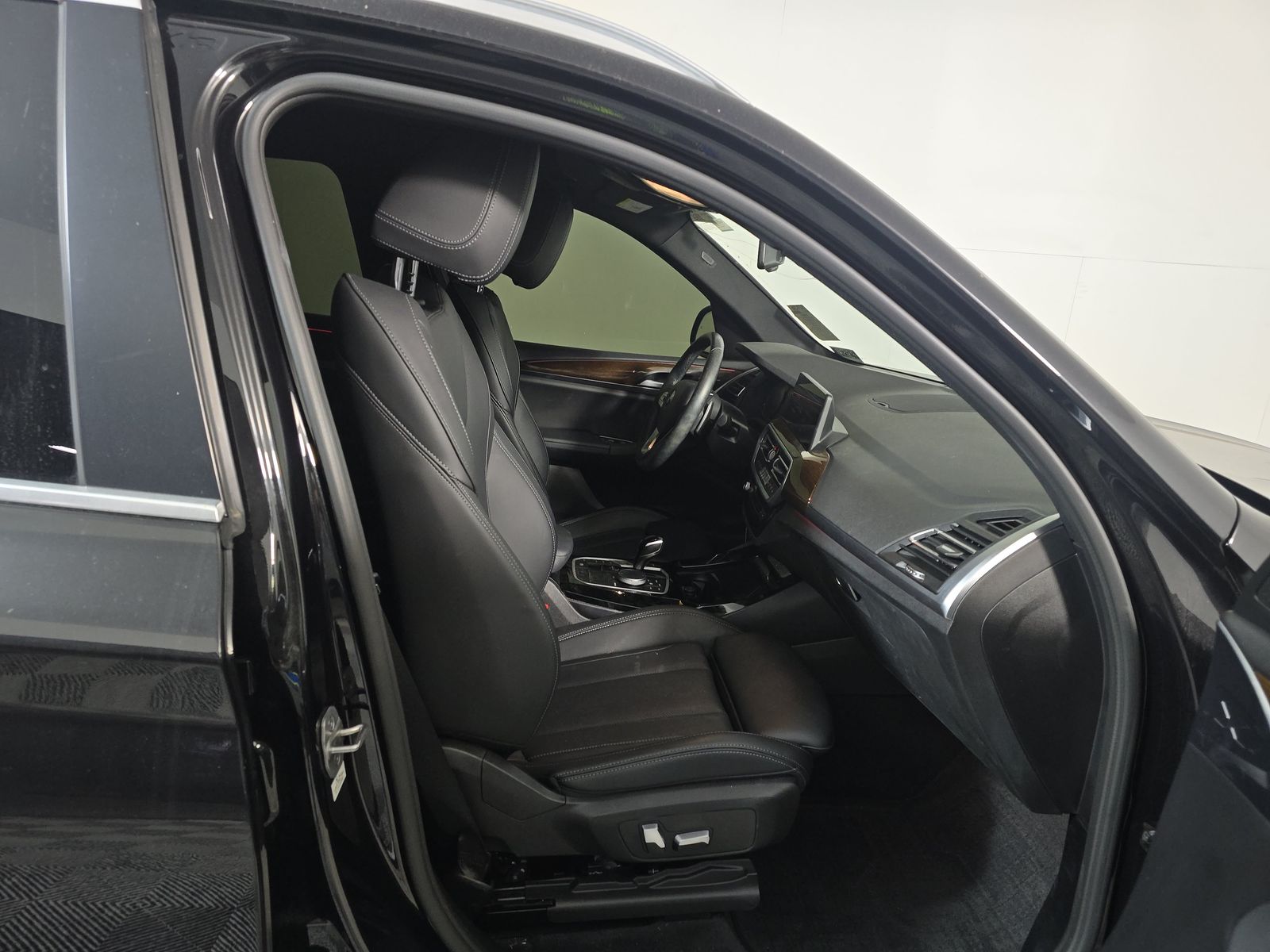 2022 BMW X3 sDrive30i RWD