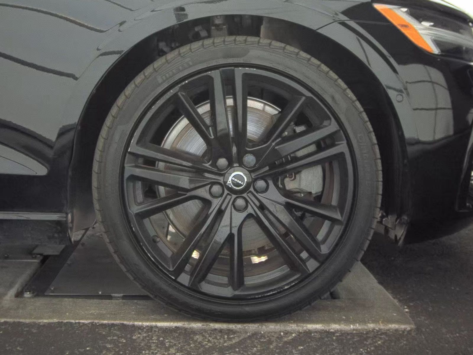 2024 Volvo S60 Recharge T8 Ultimate AWD