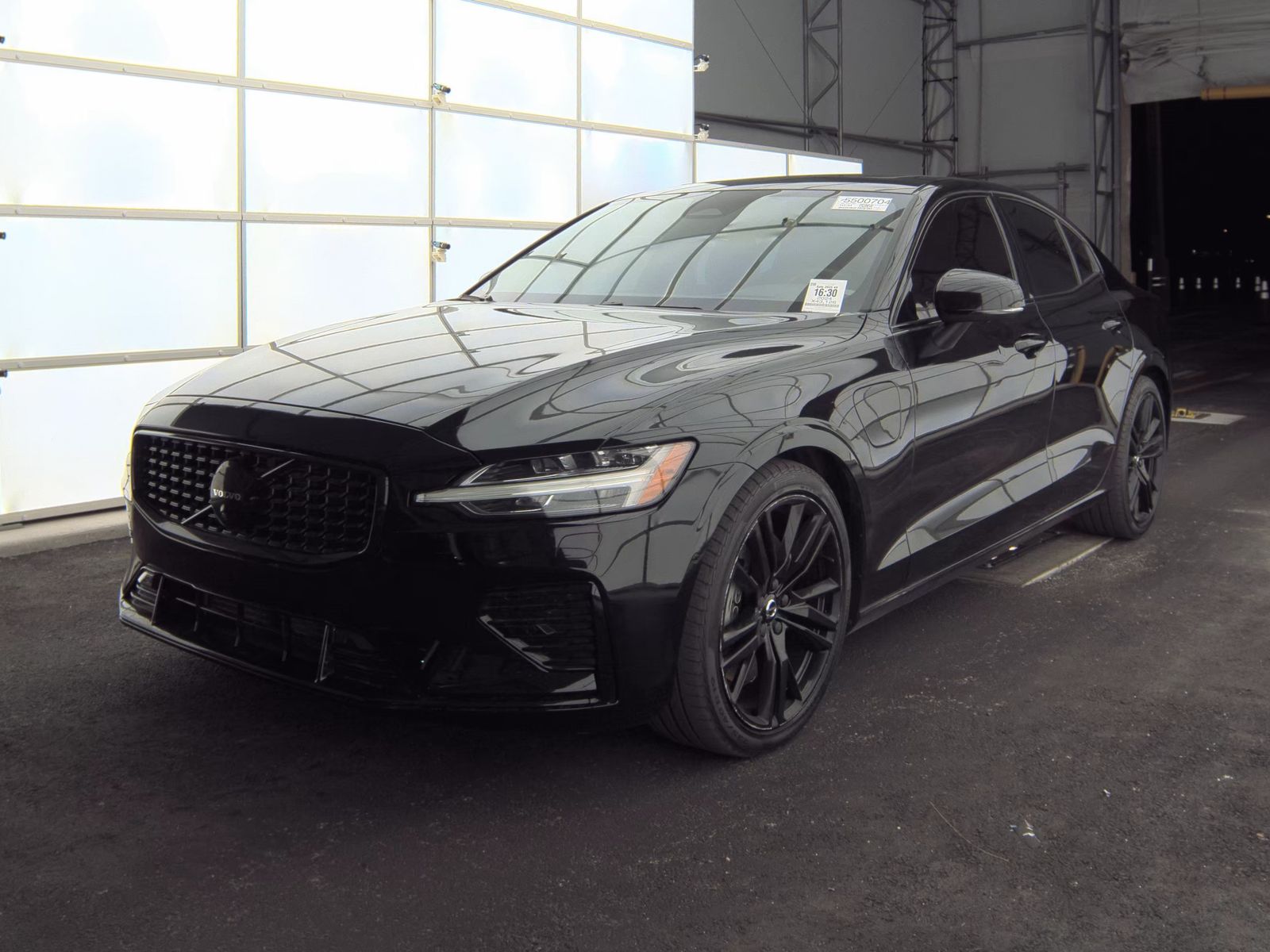 2024 Volvo S60 Recharge T8 Ultimate AWD