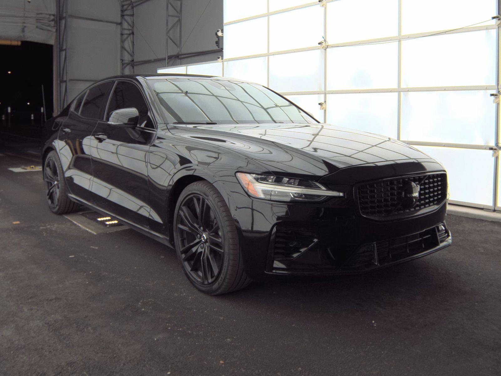 2024 Volvo S60 Recharge T8 Ultimate AWD