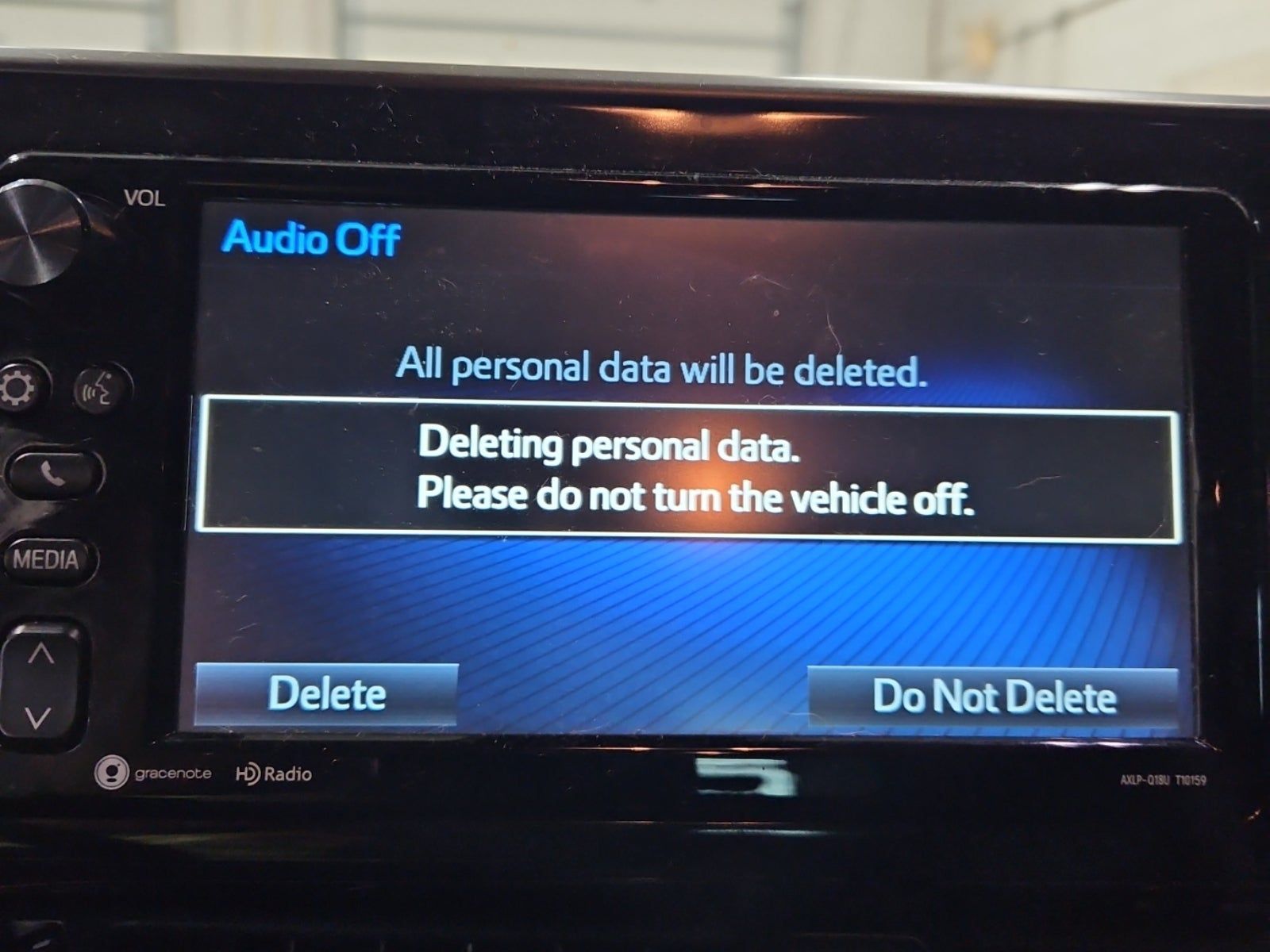 2018 Toyota C-HR XLE FWD