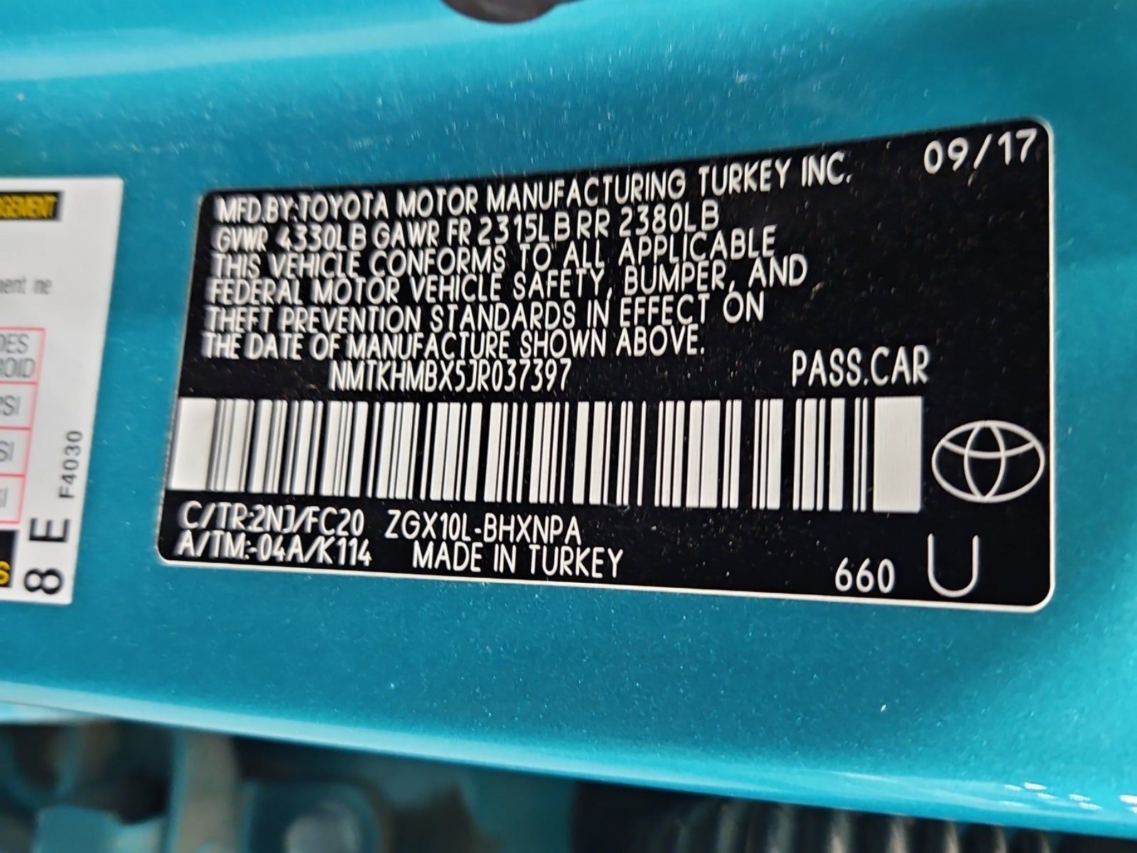 2018 Toyota C-HR XLE FWD