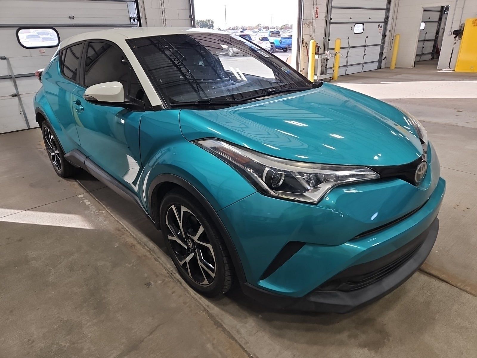 2018 Toyota C-HR XLE FWD