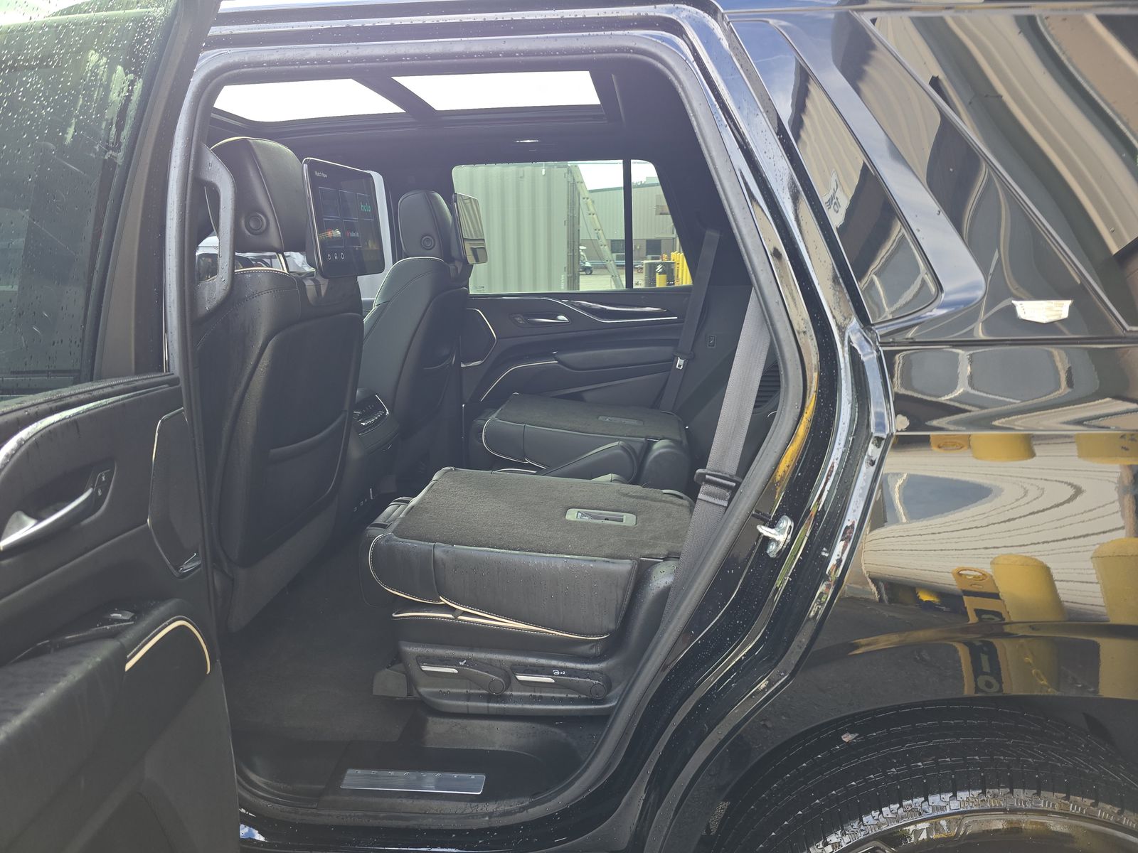 2023 Cadillac Escalade Sport AWD