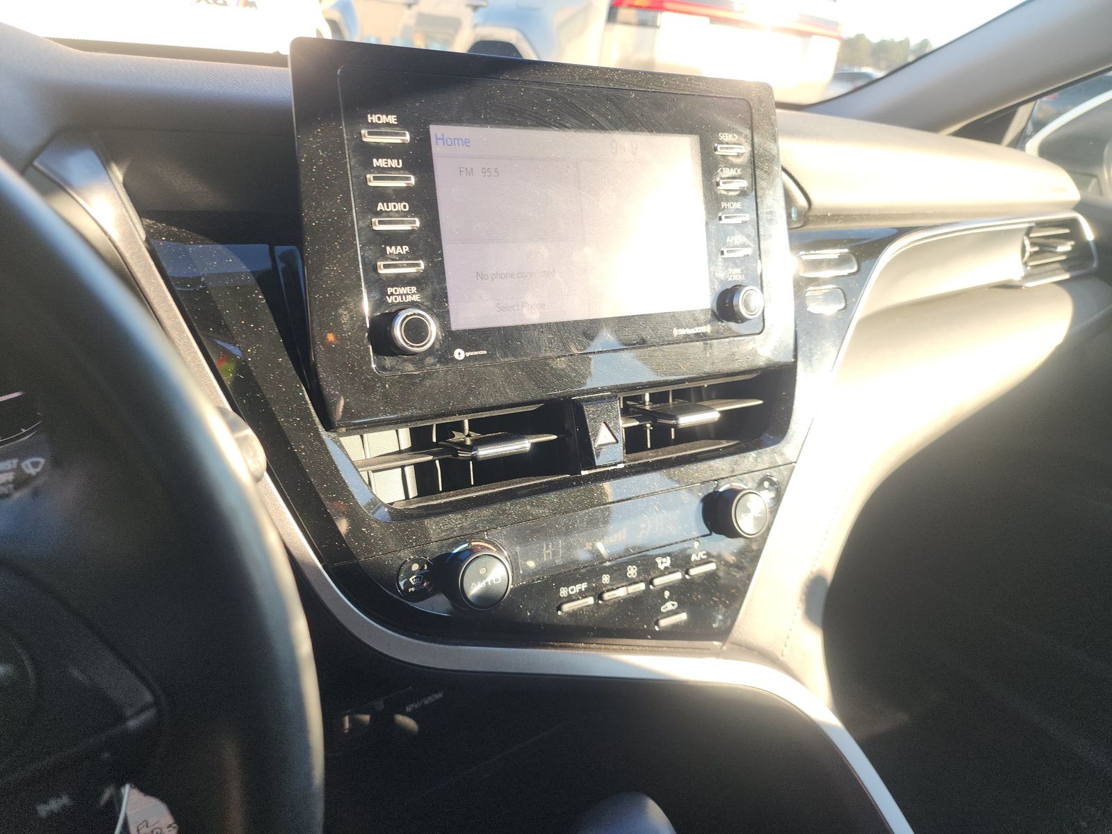 2024 Toyota Camry SE FWD