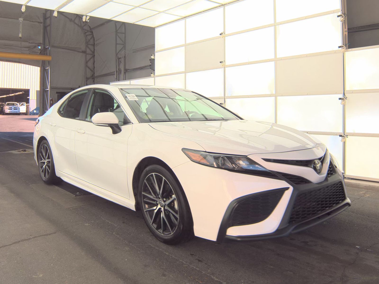 2024 Toyota Camry SE FWD