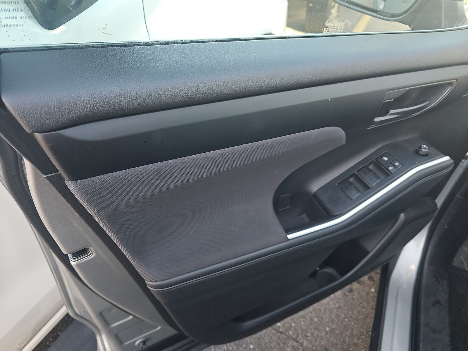 2024 Toyota Highlander LE AWD