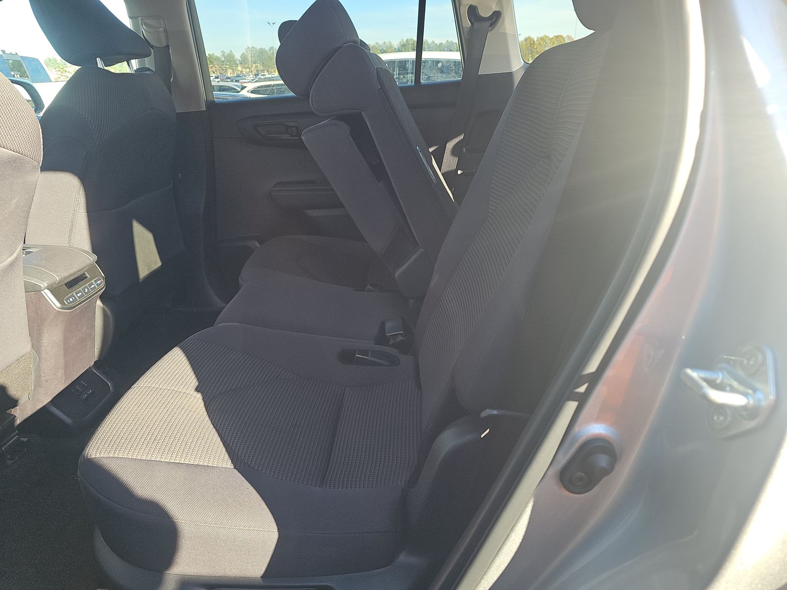 2024 Toyota Highlander LE AWD