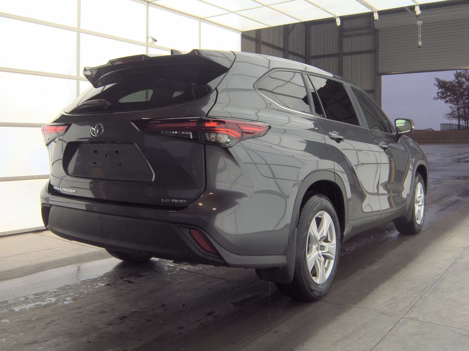 2024 Toyota Highlander LE AWD