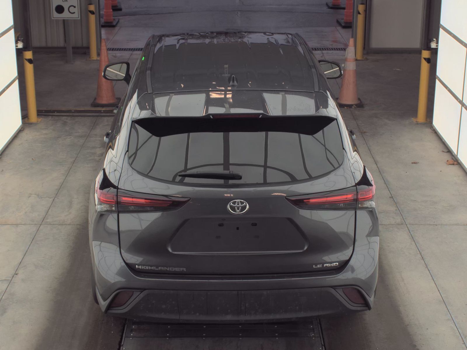 2024 Toyota Highlander LE AWD