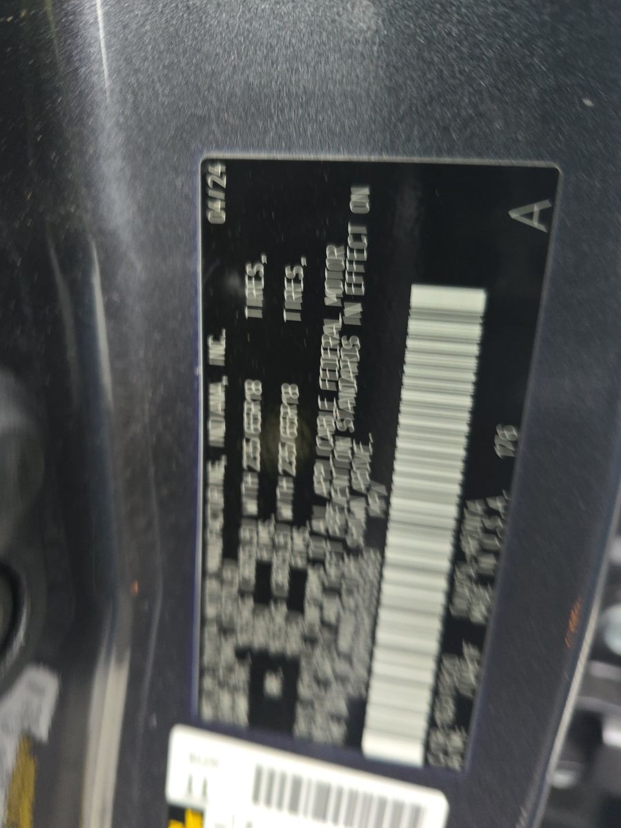 2024 Toyota Highlander LE AWD