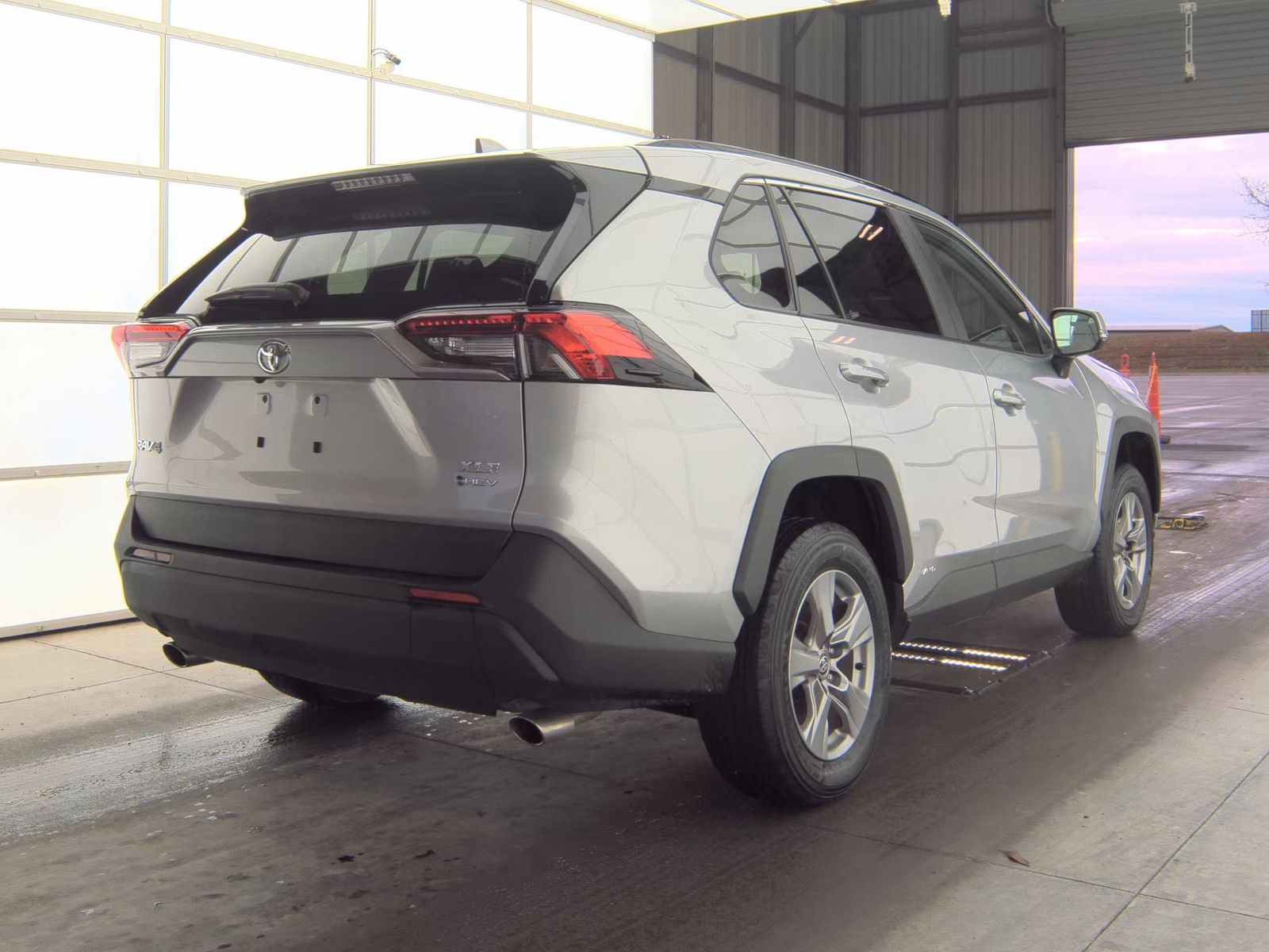 2025 Toyota RAV4 Hybrid XLE AWD