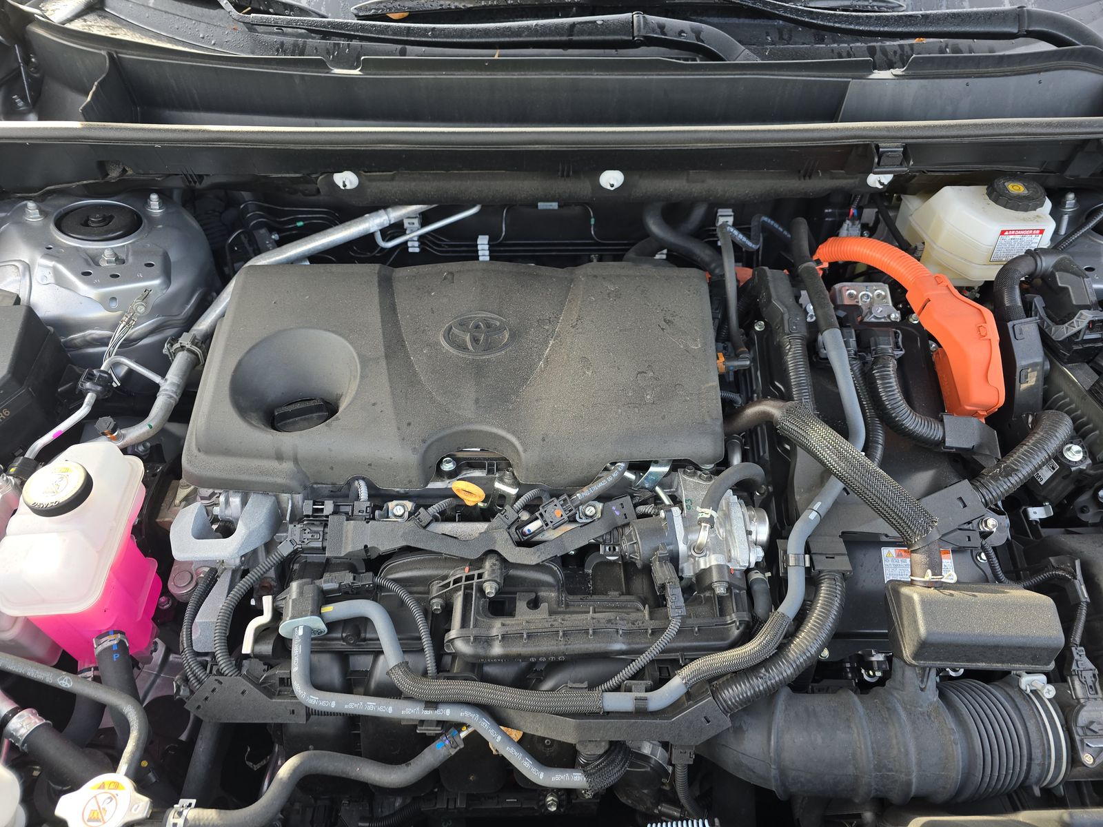 2025 Toyota RAV4 Hybrid XLE AWD