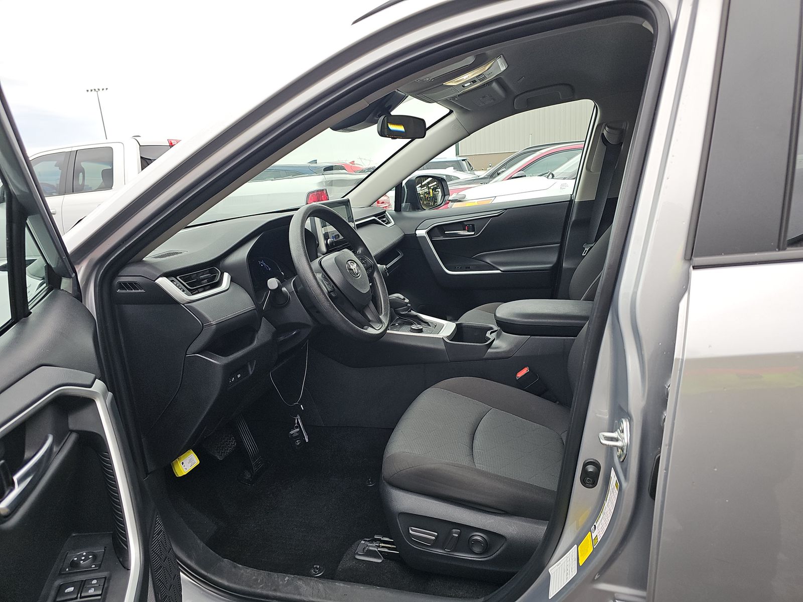 2025 Toyota RAV4 Hybrid XLE AWD