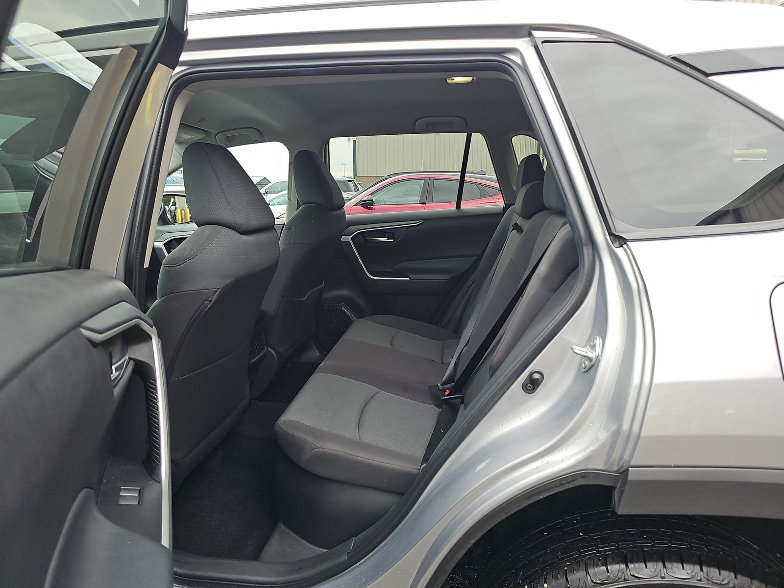 2025 Toyota RAV4 Hybrid XLE AWD