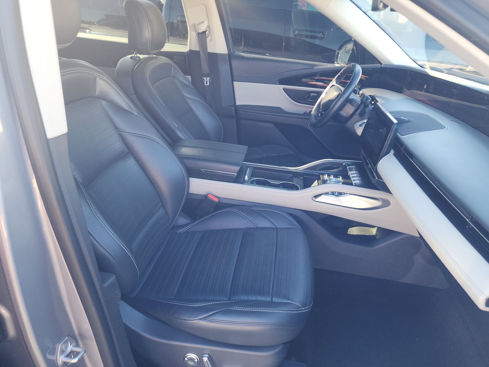 2024 Lincoln Nautilus Reserve AWD