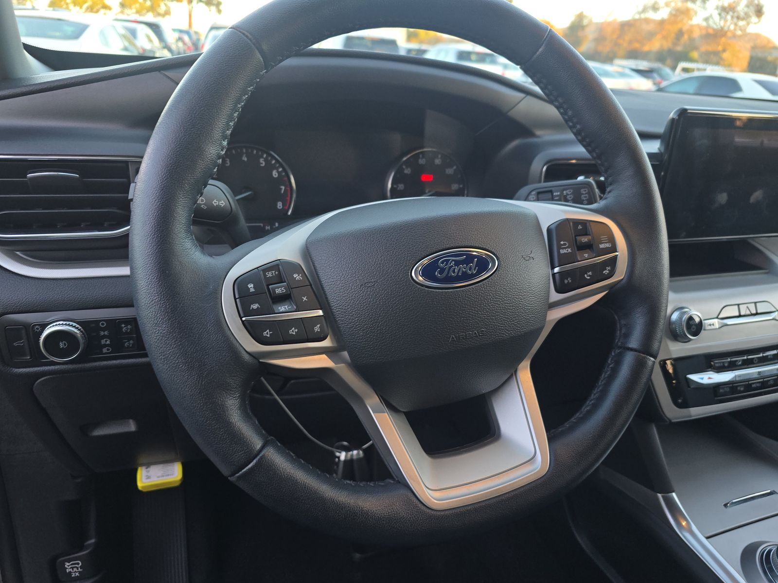 2023 Ford Explorer XLT AWD