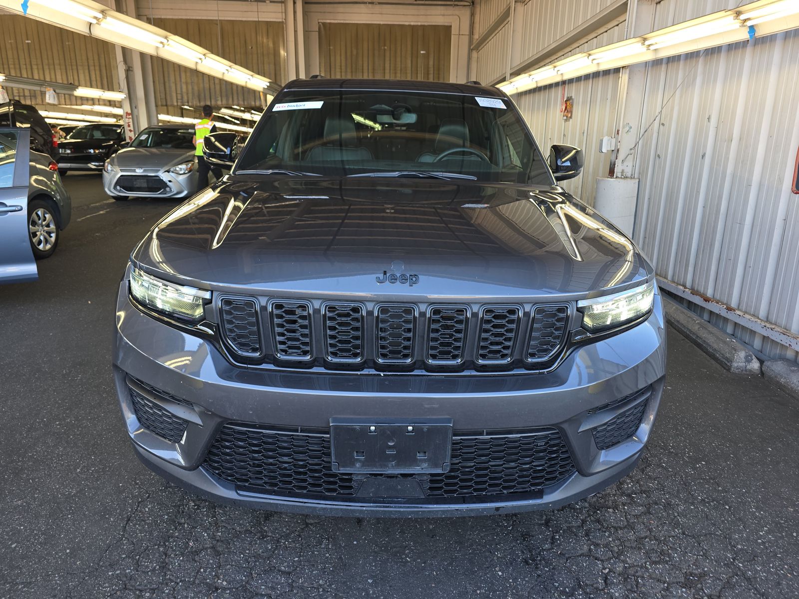 2023 Jeep Grand Cherokee Altitude AWD