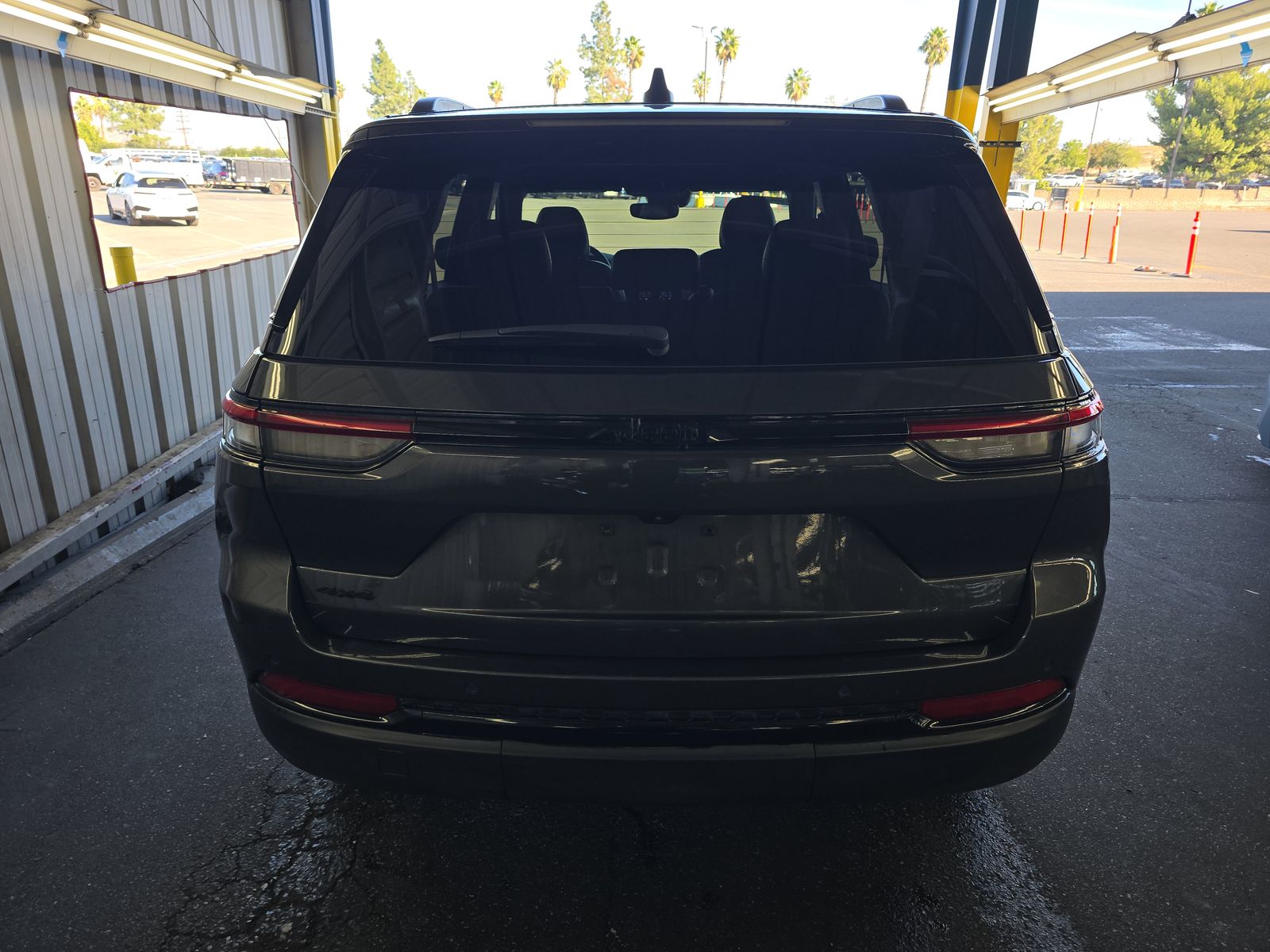 2023 Jeep Grand Cherokee Altitude AWD