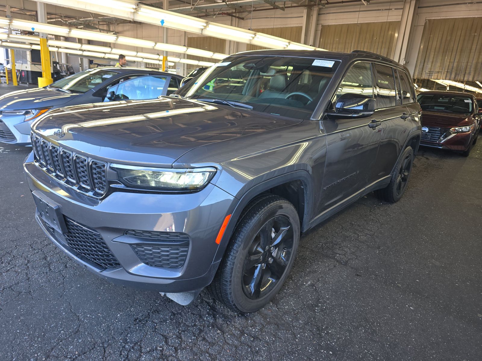 2023 Jeep Grand Cherokee Altitude AWD