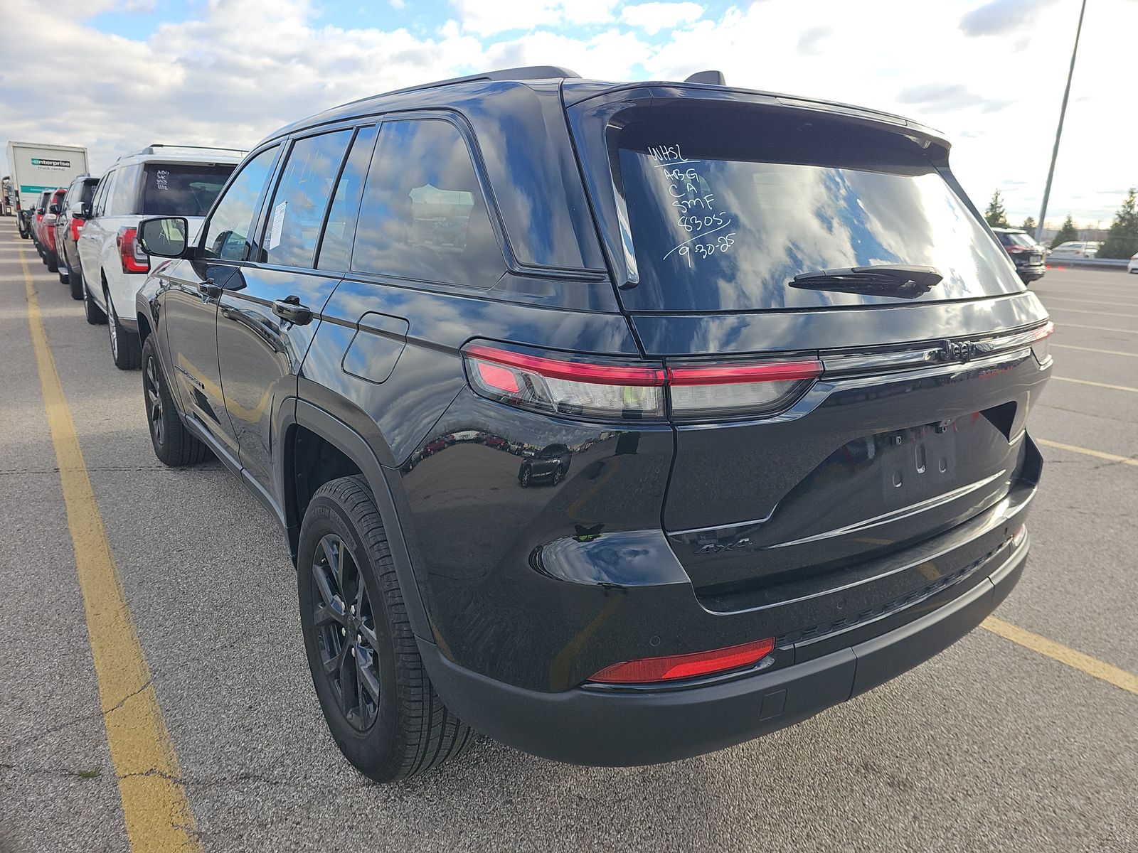 2024 Jeep Grand Cherokee Altitude AWD