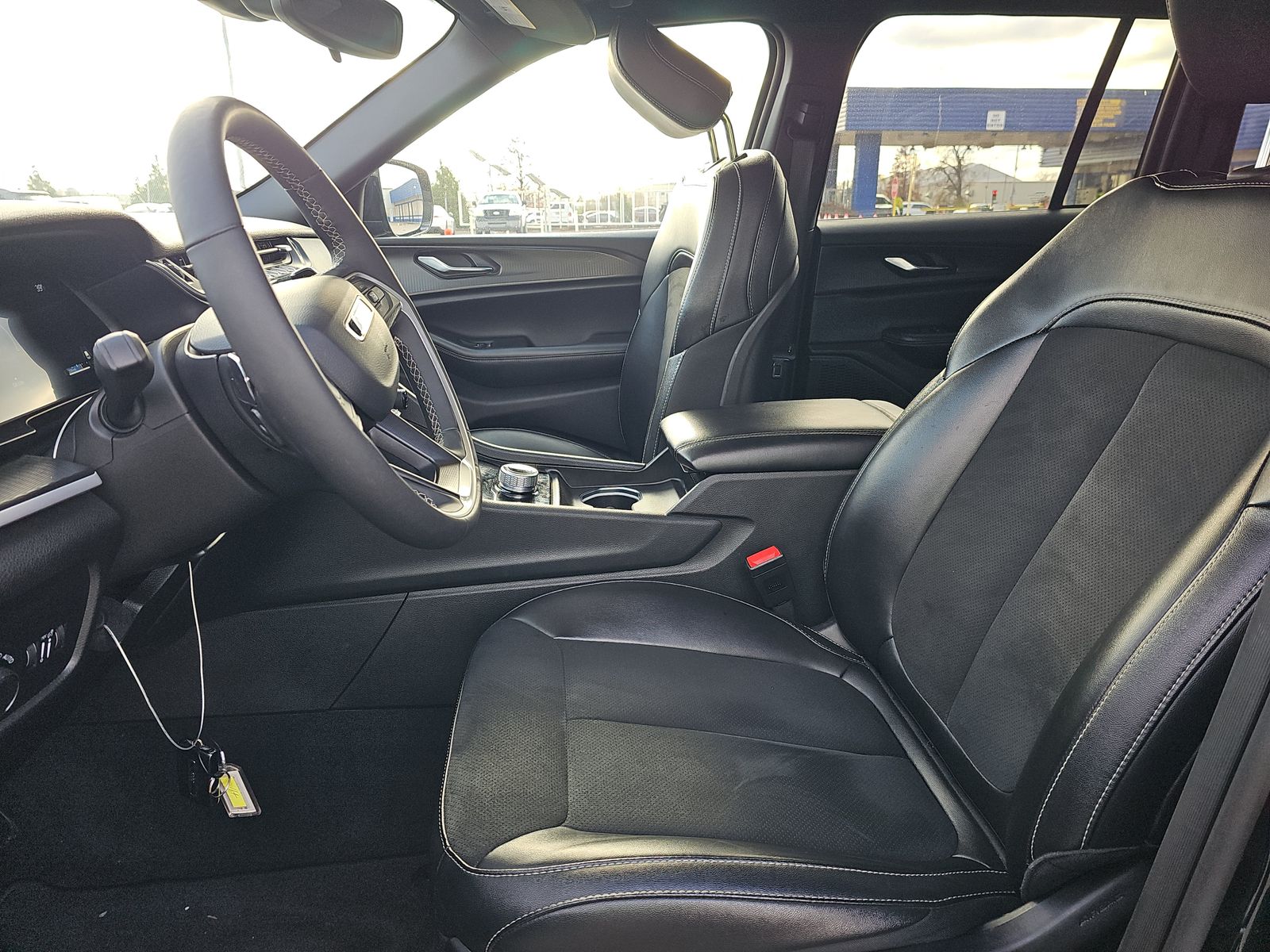 2024 Jeep Grand Cherokee Altitude AWD