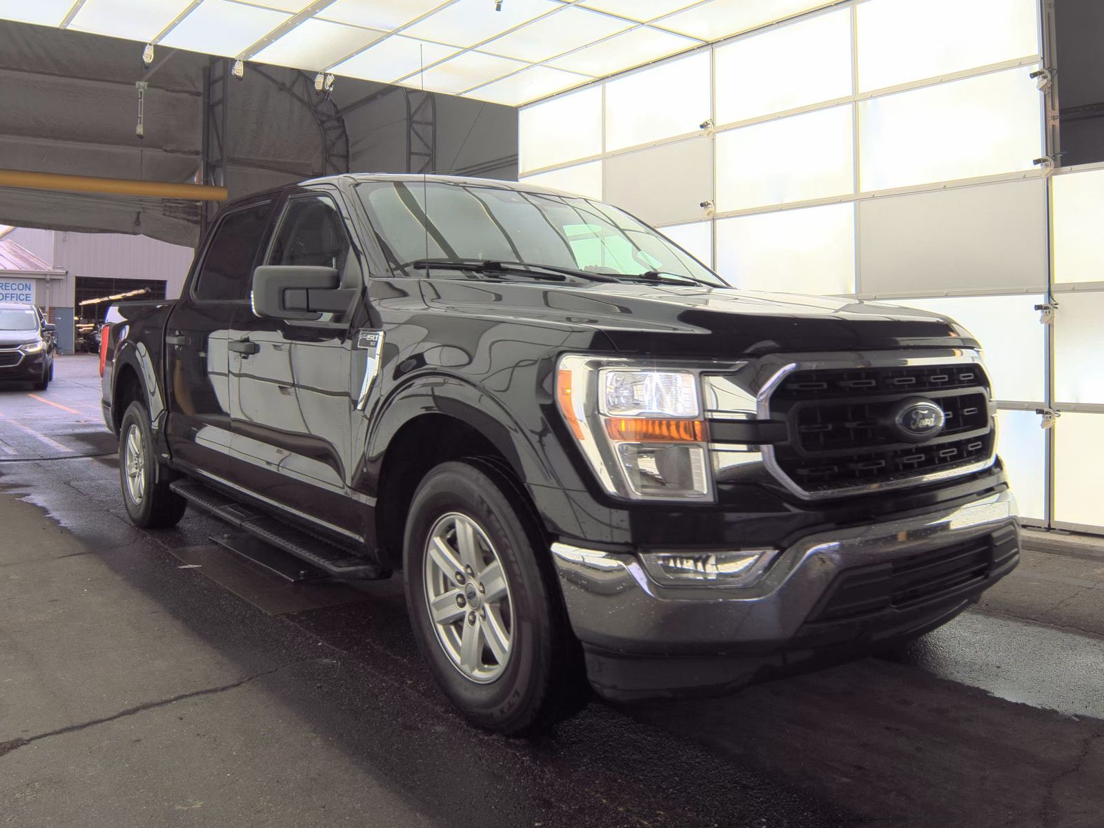 2021 Ford F-150 XLT RWD