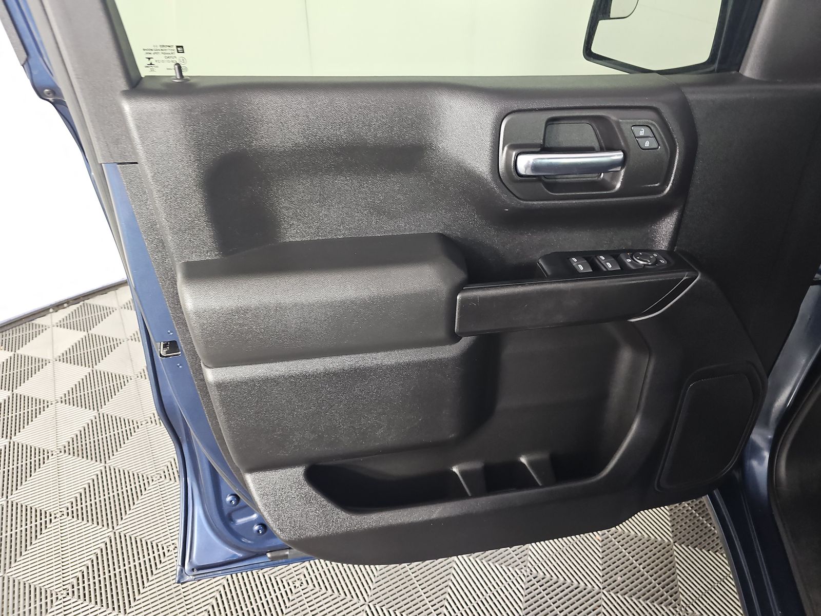 2022 Chevrolet Silverado 1500 Custom RWD