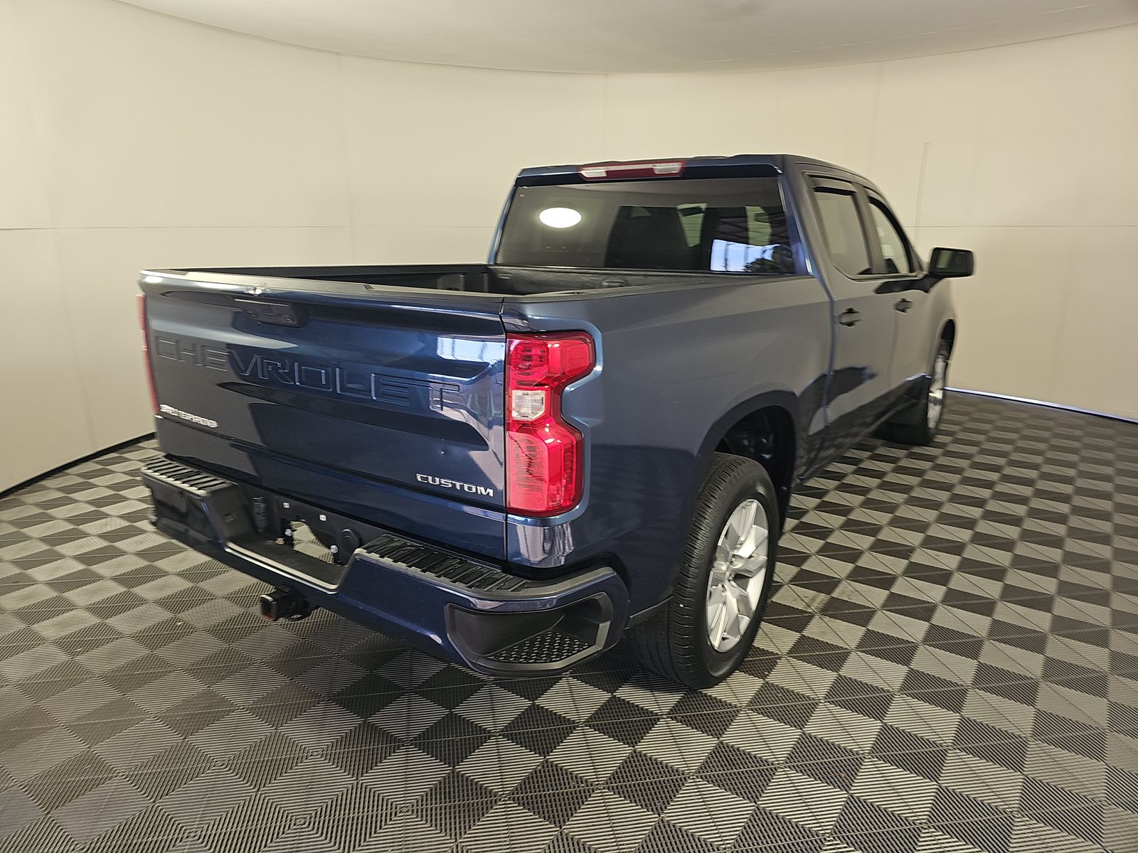 2022 Chevrolet Silverado 1500 Custom RWD