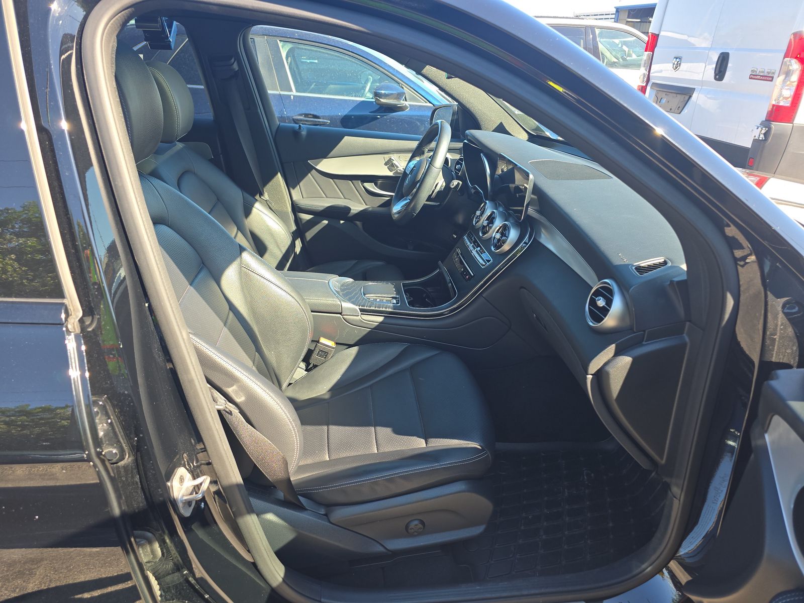 2022 Mercedes-Benz GLC GLC 300 RWD