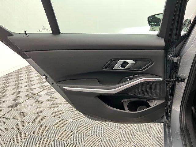 2024 BMW 3 Series 330i xDrive AWD