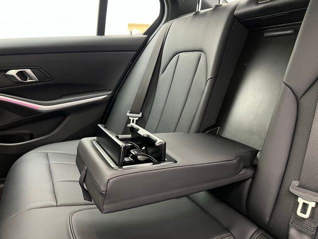 2024 BMW 3 Series 330i xDrive AWD