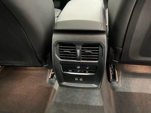 2024 BMW 3 Series 330i xDrive AWD