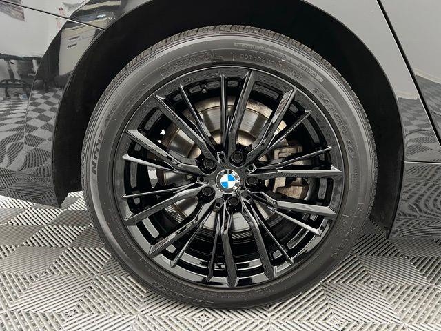 2024 BMW 3 Series 330i xDrive AWD