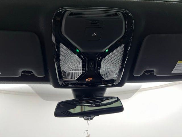 2024 BMW 3 Series 330i xDrive AWD