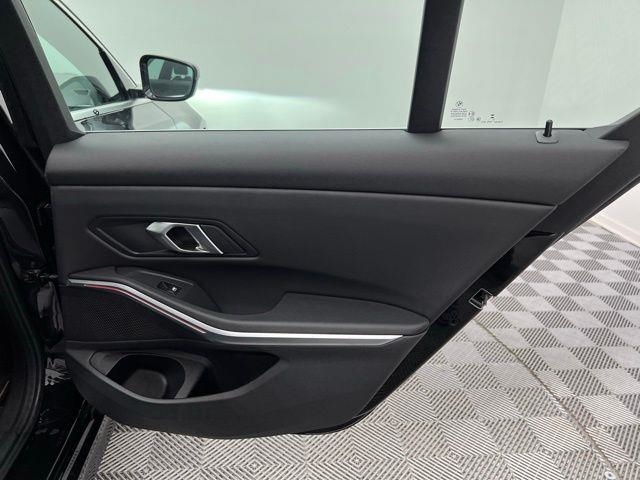 2024 BMW 3 Series 330i xDrive AWD