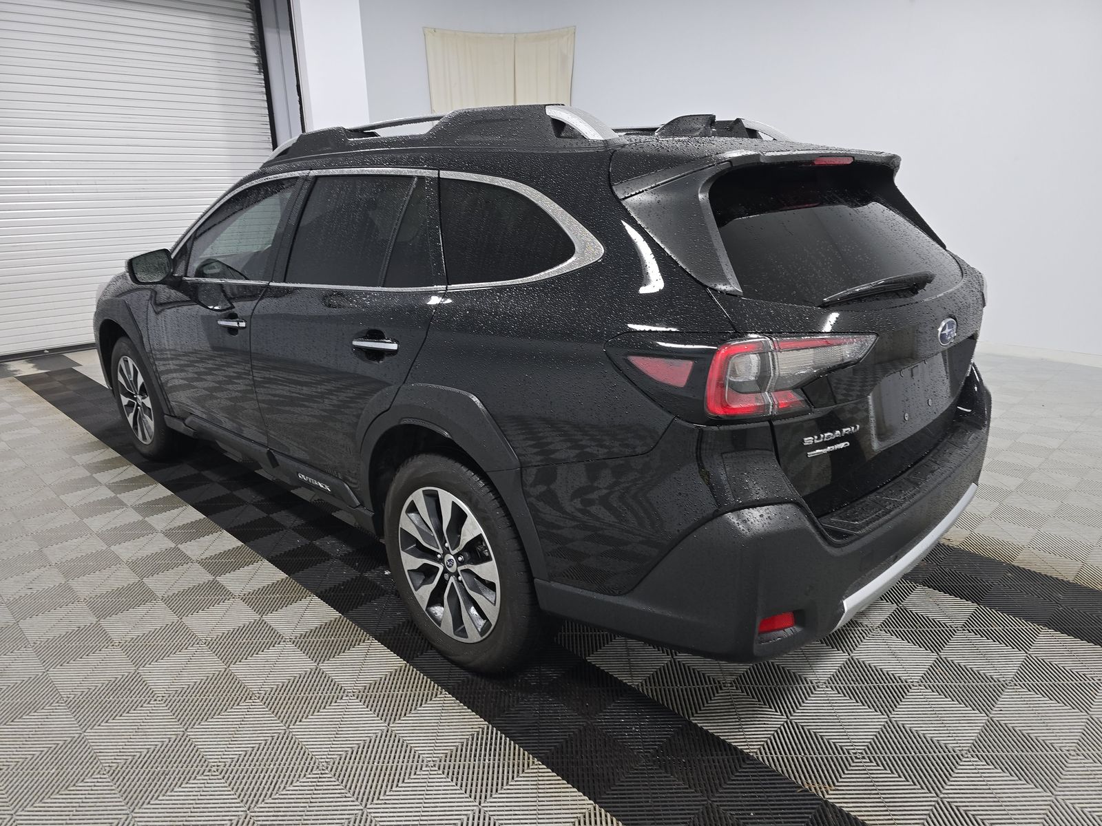 2025 Subaru Outback Touring XT AWD