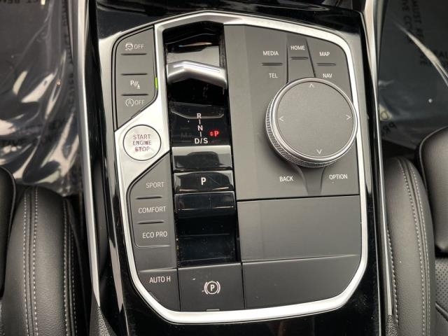 2024 BMW 3 Series 330i xDrive AWD