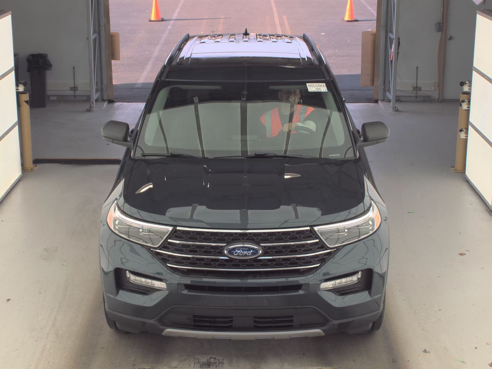 2022 Ford Explorer XLT AWD