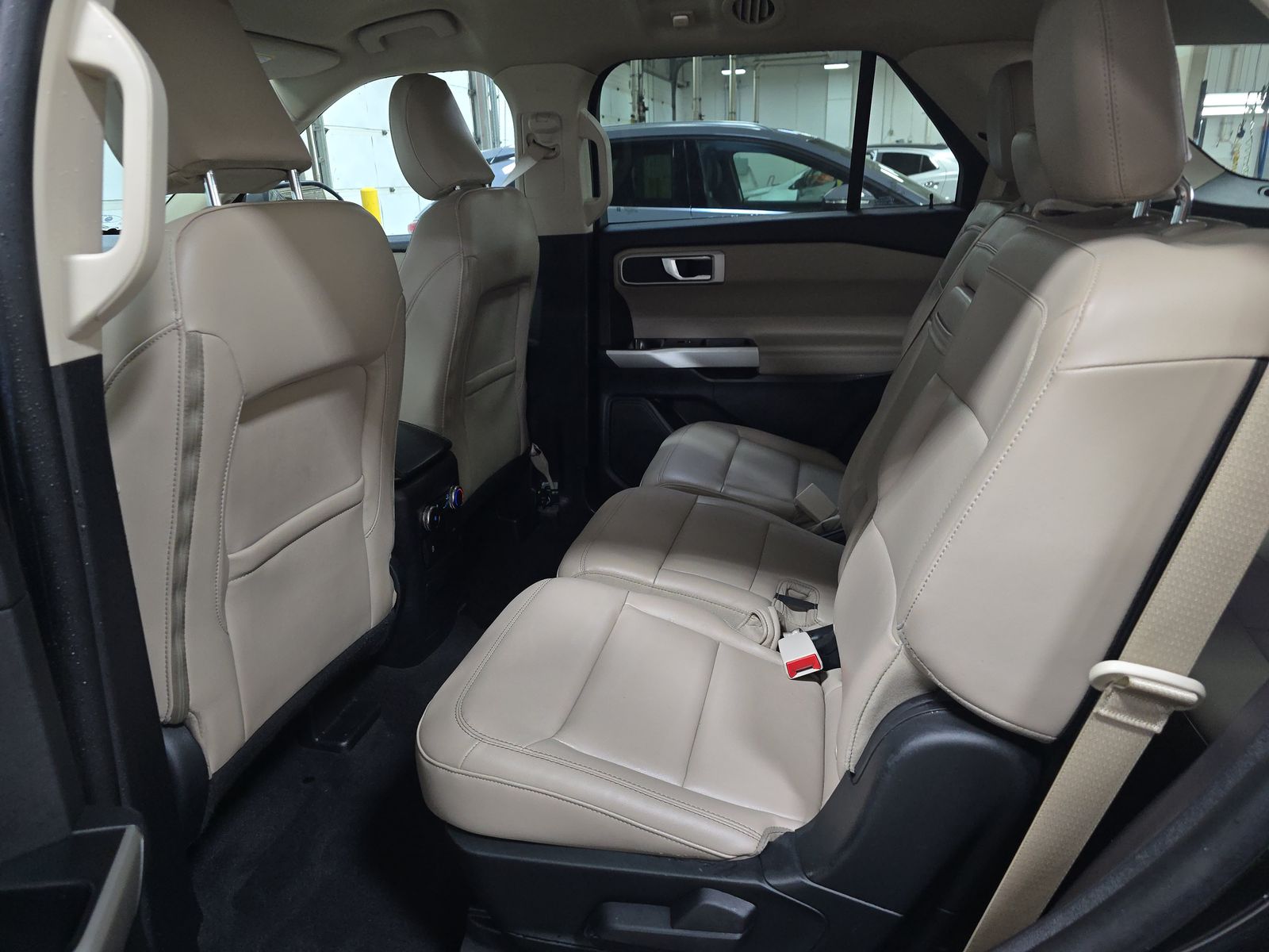 2022 Ford Explorer XLT AWD