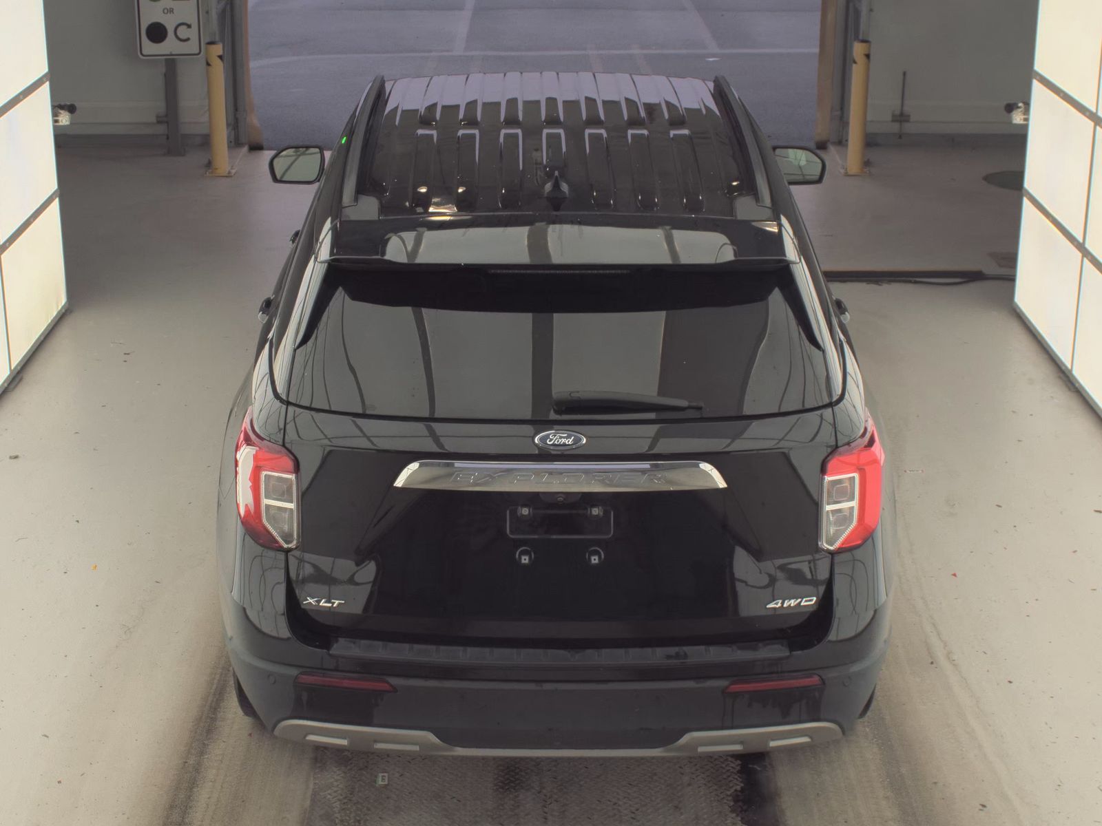 2022 Ford Explorer XLT AWD