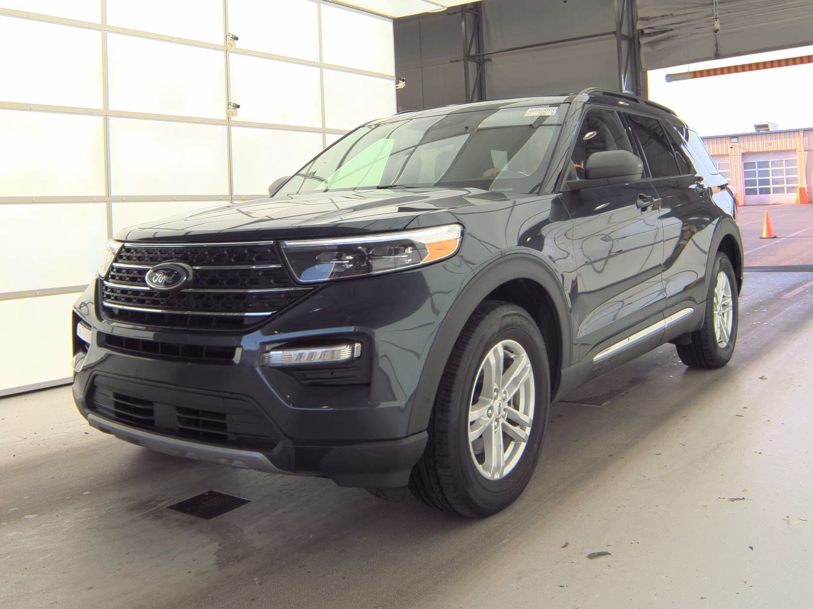 2022 Ford Explorer XLT AWD